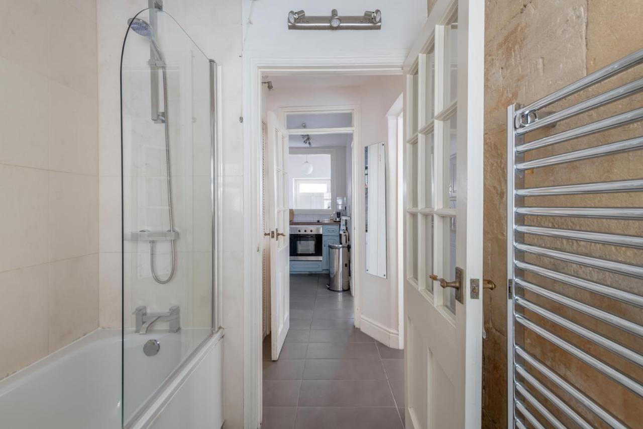 Ainslie'S Apartment Belvedere Bath Exterior photo